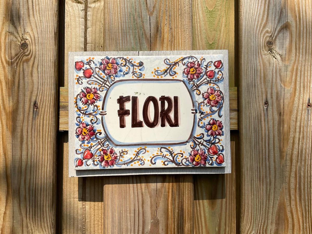 Holiday Home Flori Bergen Exterior photo