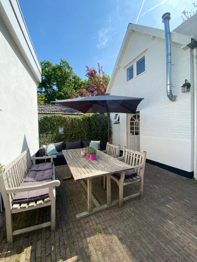 Holiday Home Flori Bergen Exterior photo